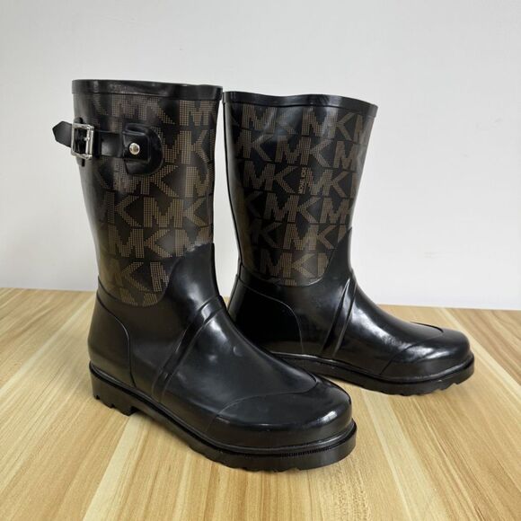 Michael Kors Fashionable Rain Boots: Slip-Resistant and Durable Water Shoes main image 6